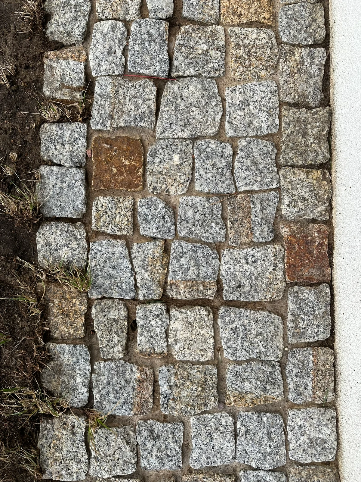 Kostka granitowa - po